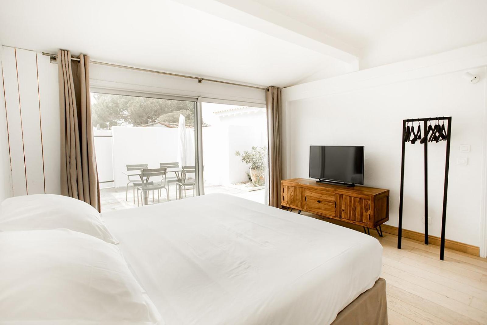 Mas De La Fouque - Hotel & Spa Saintes-Maries-de-la-Mer Bagian luar foto